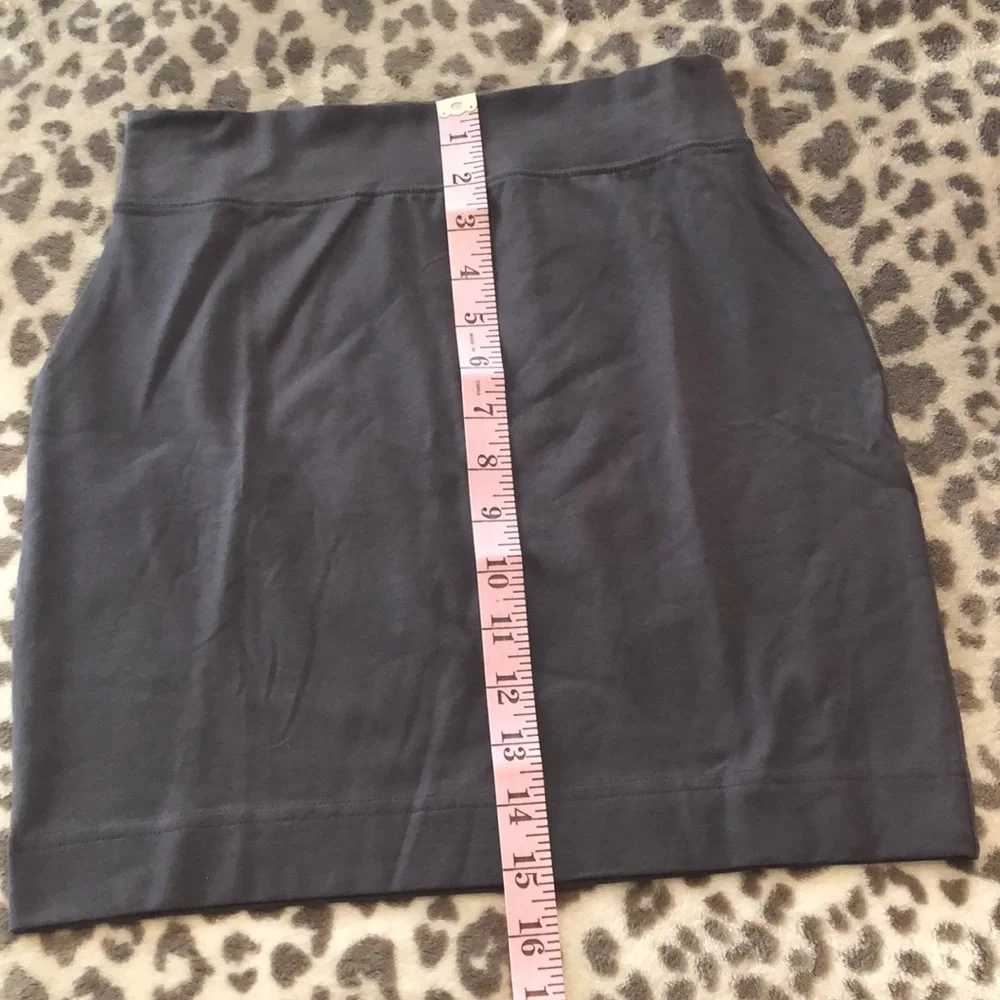2013 NWOT Moda International Victoria’s Secret Gray Bodycon Mini Skirt Small